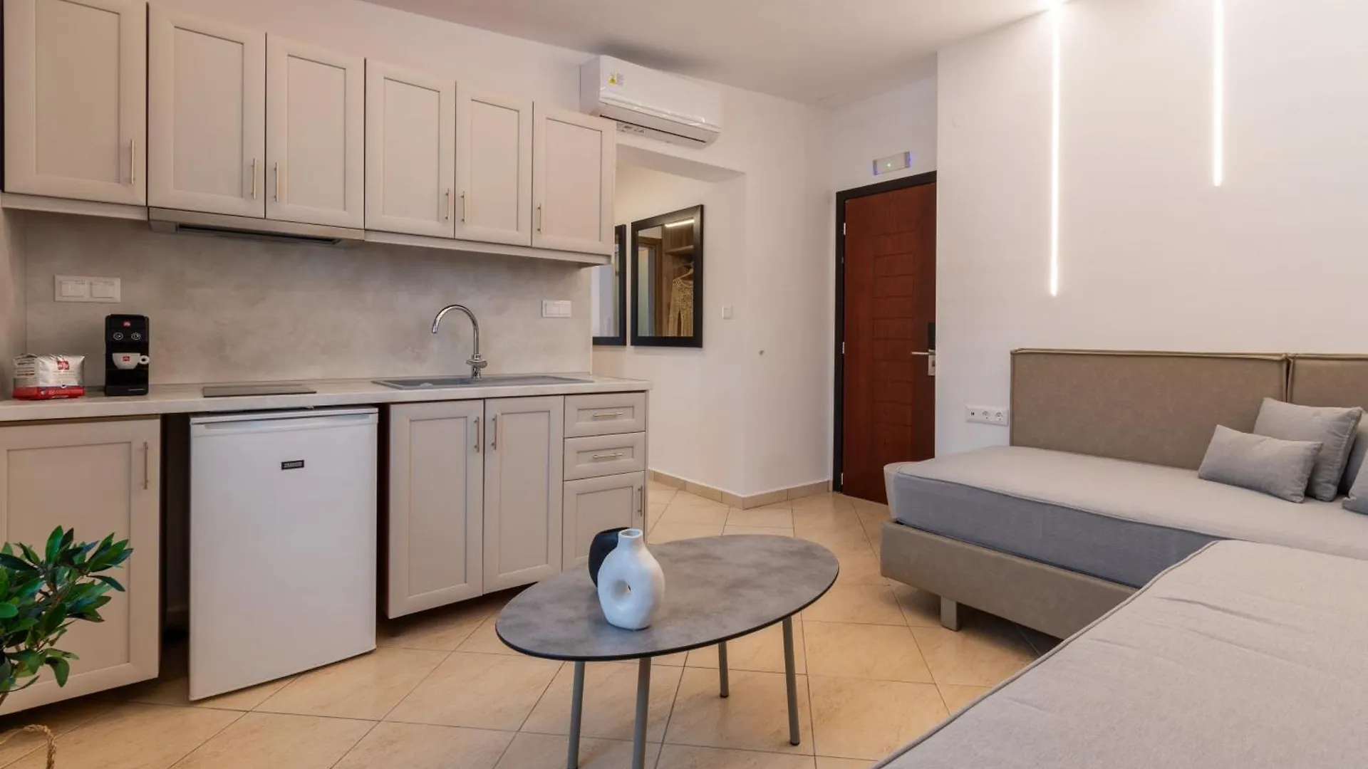 Apartahotel Hotel Agni On The Beach Sarti